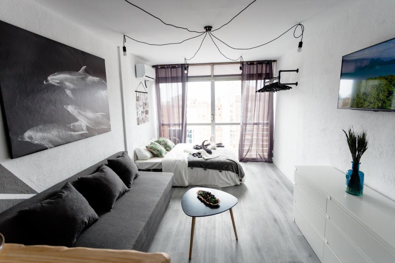 Modern Studio With See And City View Бенидорм Экстерьер фото