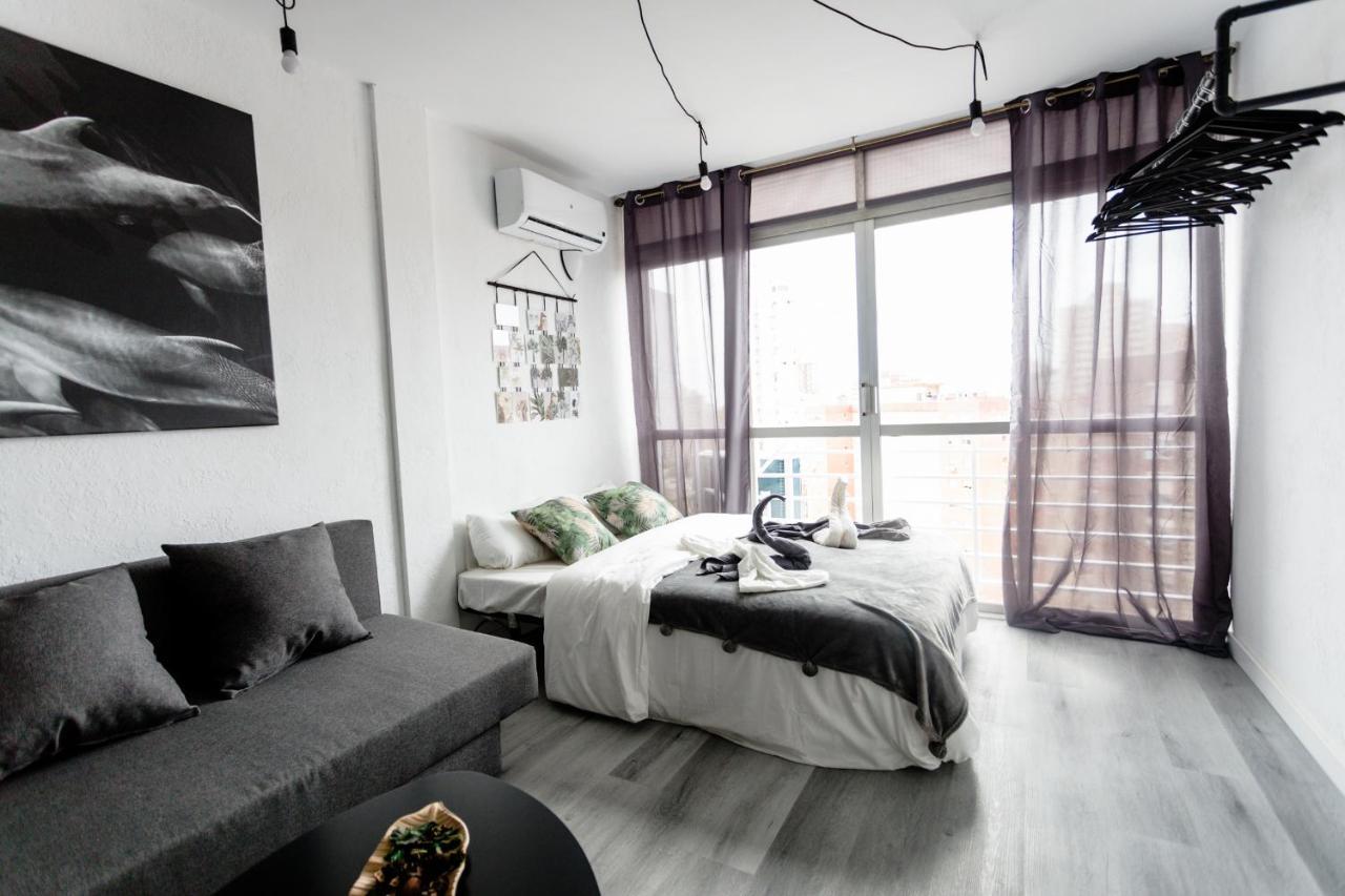 Modern Studio With See And City View Бенидорм Экстерьер фото